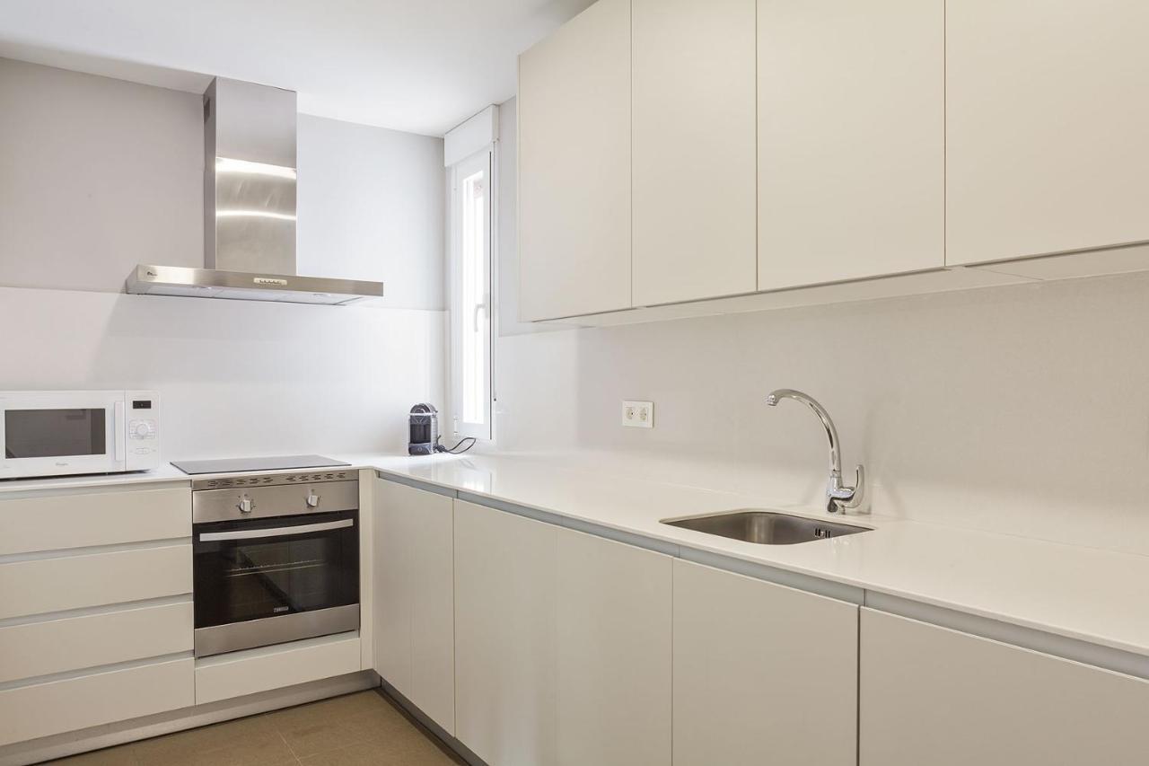 กานาอัน บูทิก อพาร์ตเมนต์ มาดริด Apartment ภายนอก รูปภาพ