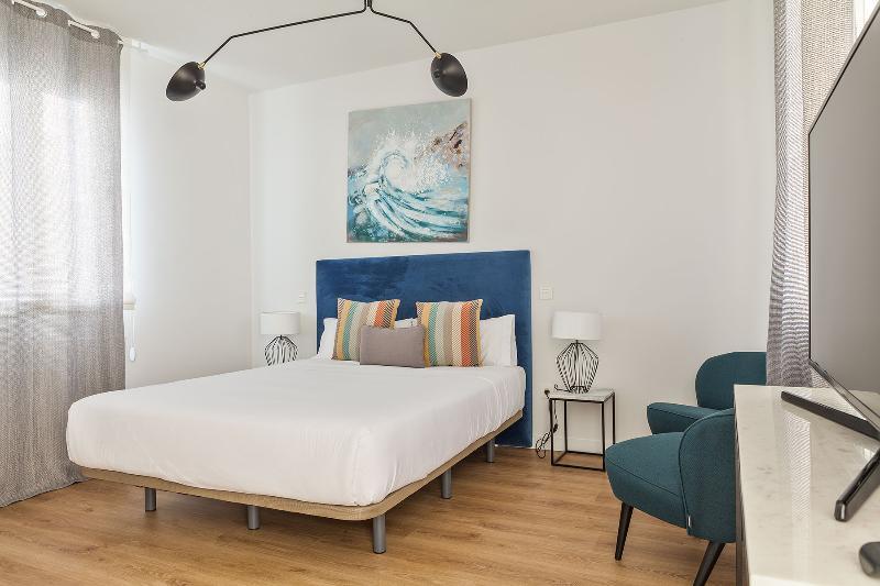 กานาอัน บูทิก อพาร์ตเมนต์ มาดริด Apartment ภายนอก รูปภาพ